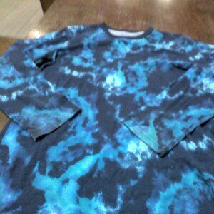 Boy's L/G 10/12 Children's Place long sleeve shirt